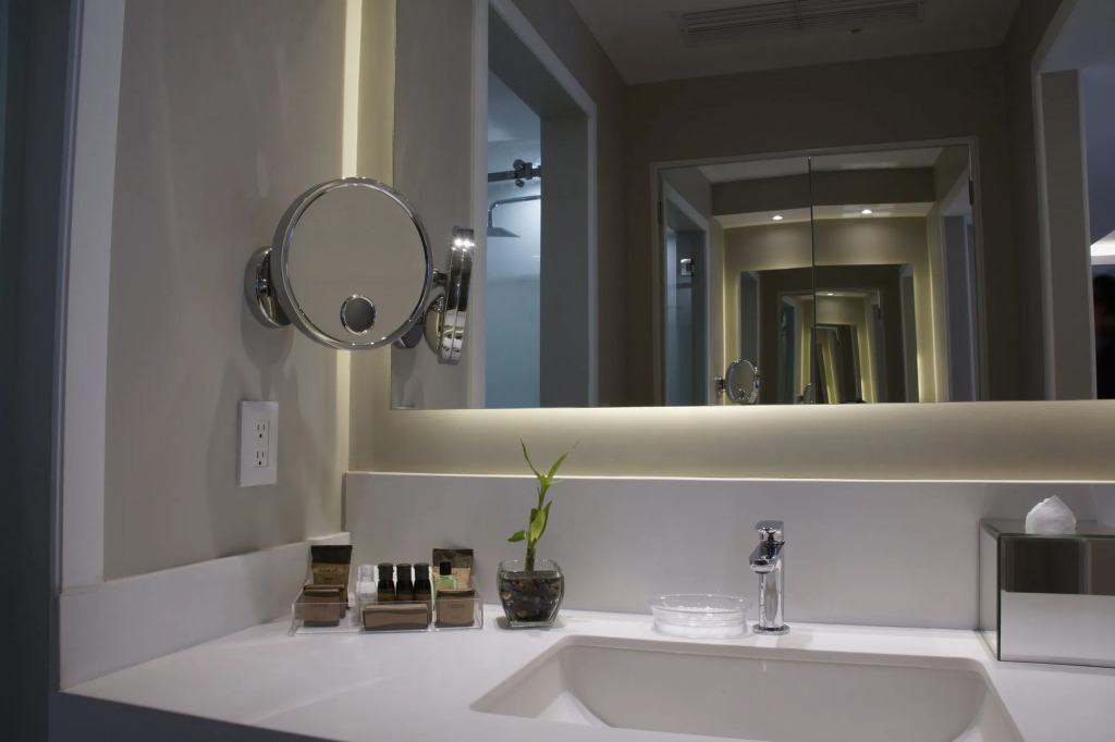 Isaaya Hotel Boutique by WTC