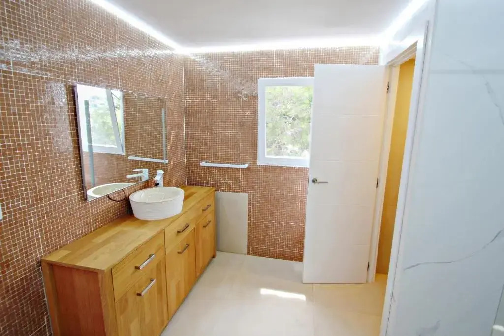 Los Terribles - sea view villa with private pool in Benissa