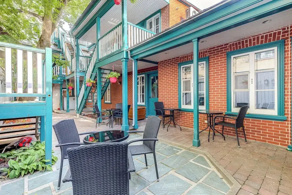 Quebec City 2 Bedroom Treasure