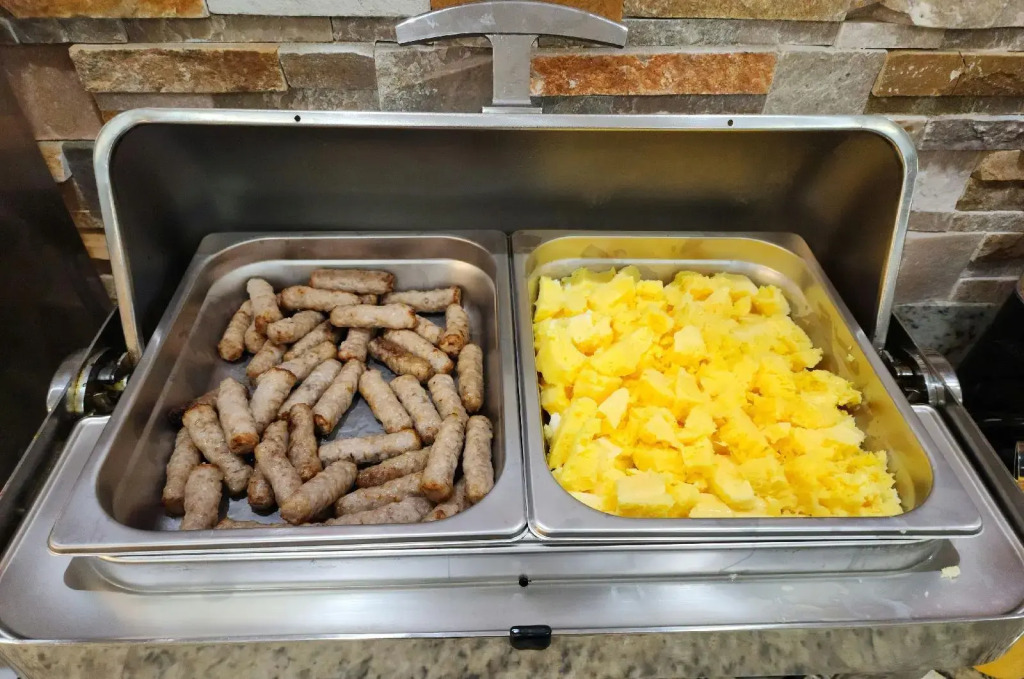 Quality Inn Middleburg Heights near Cleveland Airport