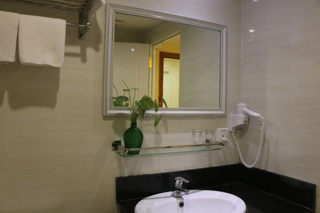 You Eng Hotel