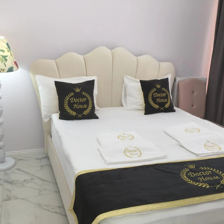 Doctor House Hotel