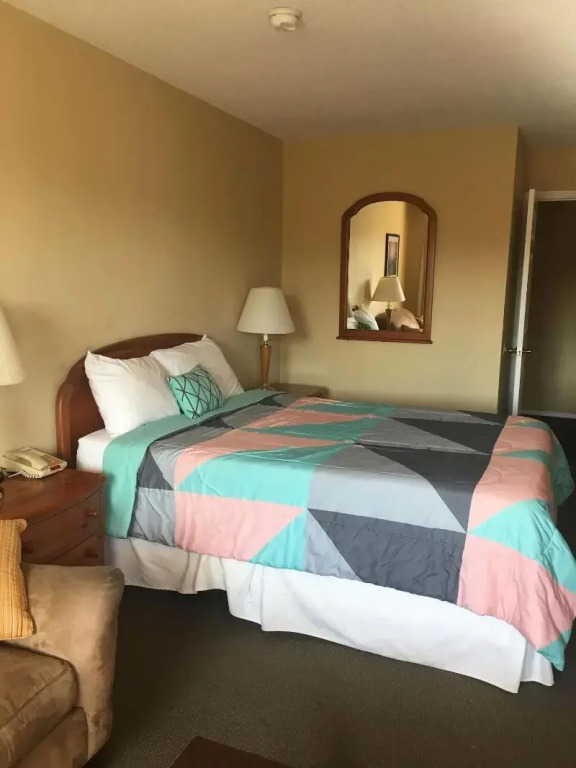 Ambassador Inn