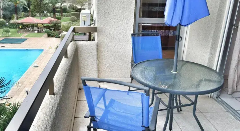 Deana Beach Apartments