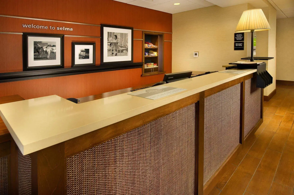 Hampton Inn & Suites Selma-San Antonio/Randolph AFB