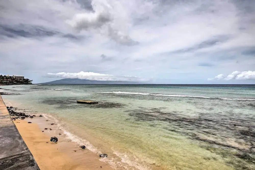 Beachfront Lahaina Condo w/ AC: Featured on Hgtv!