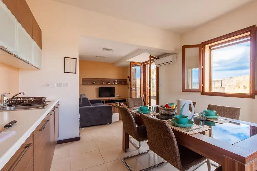 Harbour Views Gozitan Villa Shared Pool - Happy Rentals