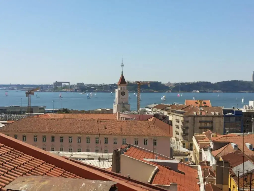 Breathtaking River-City View Two Private Terraces 3 Bedrooms and 3 Bathrooms 17th Century Building Central Bica Chiado District