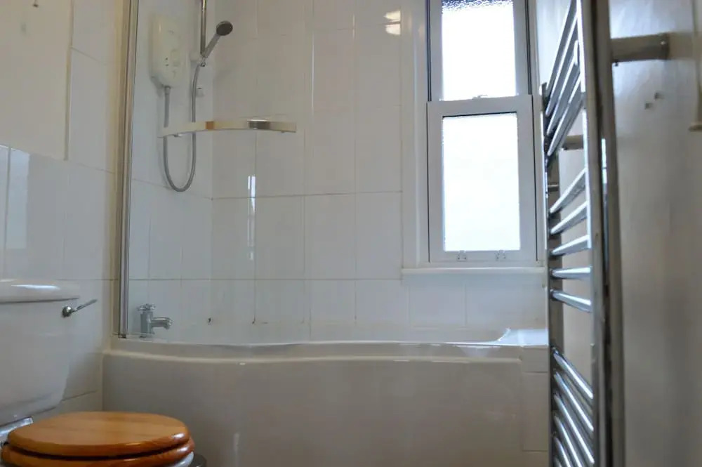 Tooting Broadway 2 Bedroom House