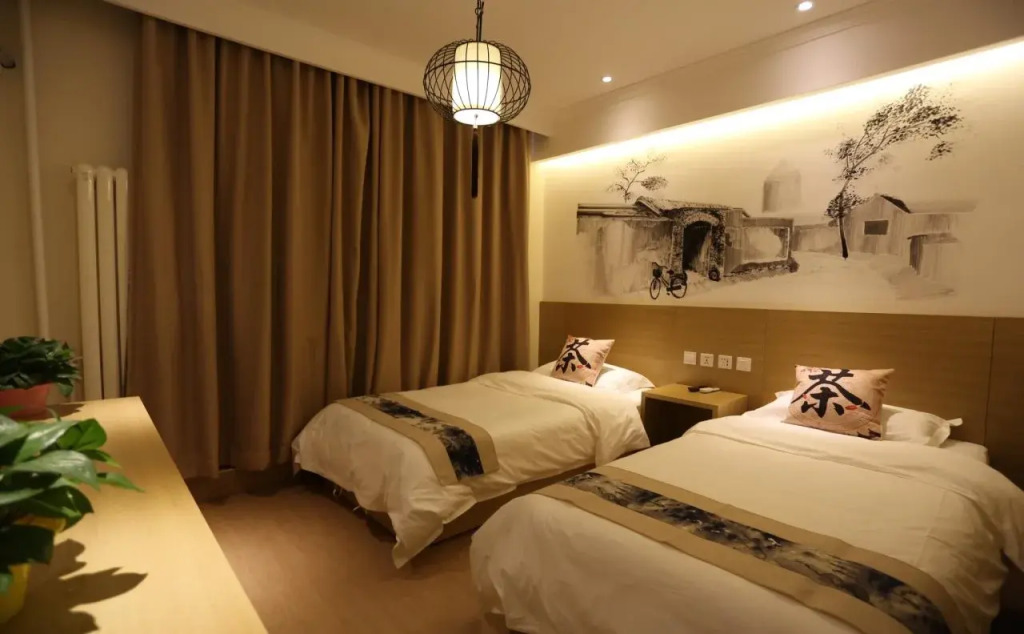 Happy Dragon Ally Hotel