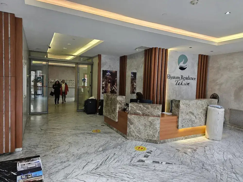 Perfect Residence Taksim with pool