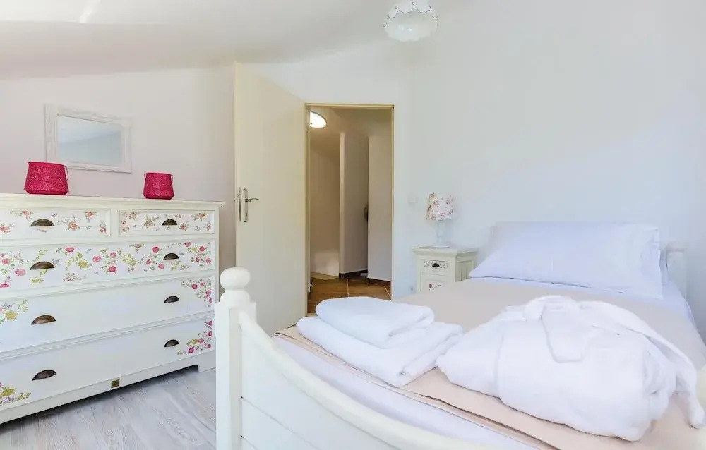 Awesome Home in Ston With Outdoor Swimming Pool, Wifi and 3 Bedrooms