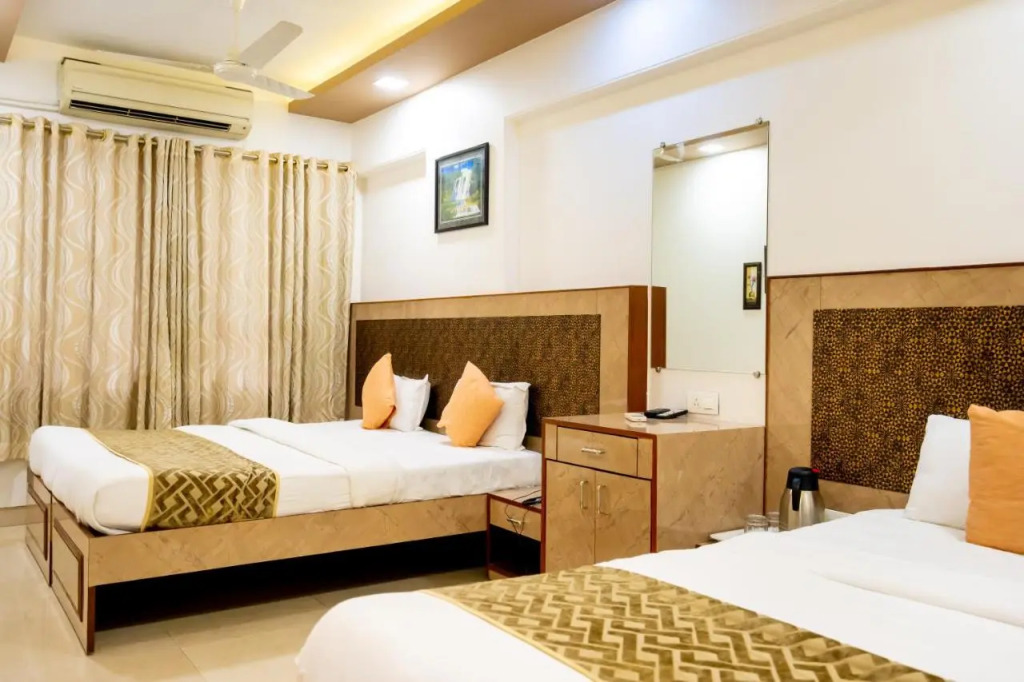 Hotel Mina International