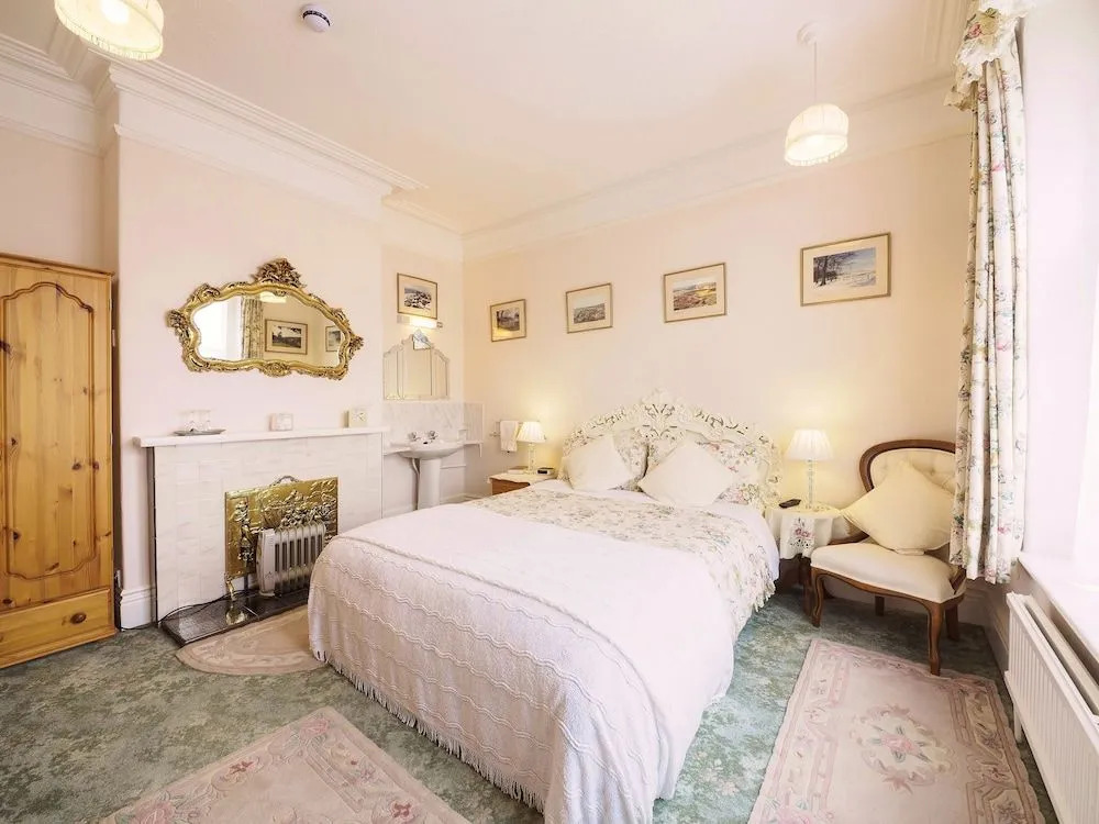 Braemar Guest House