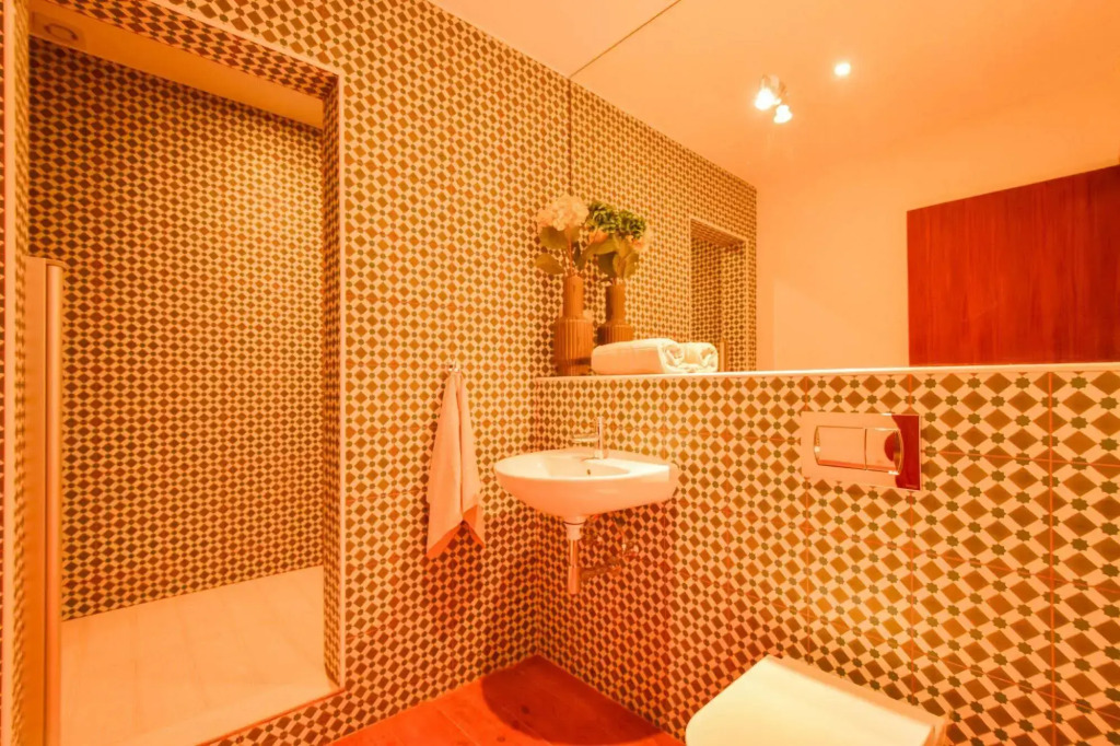 Lost Lisbon :: Chiado House