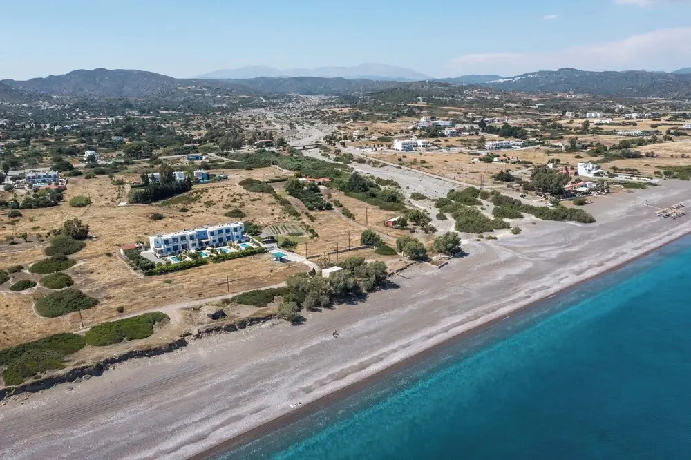 RITA MARE seafront villas heated Pools