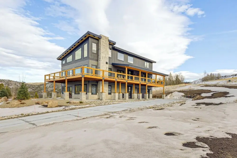 1 Mi to Granby Ranch: Luxe Home w/ Mtn Views!