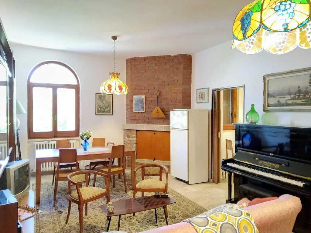 Villa immersa nel verde, spiaggia a 200m