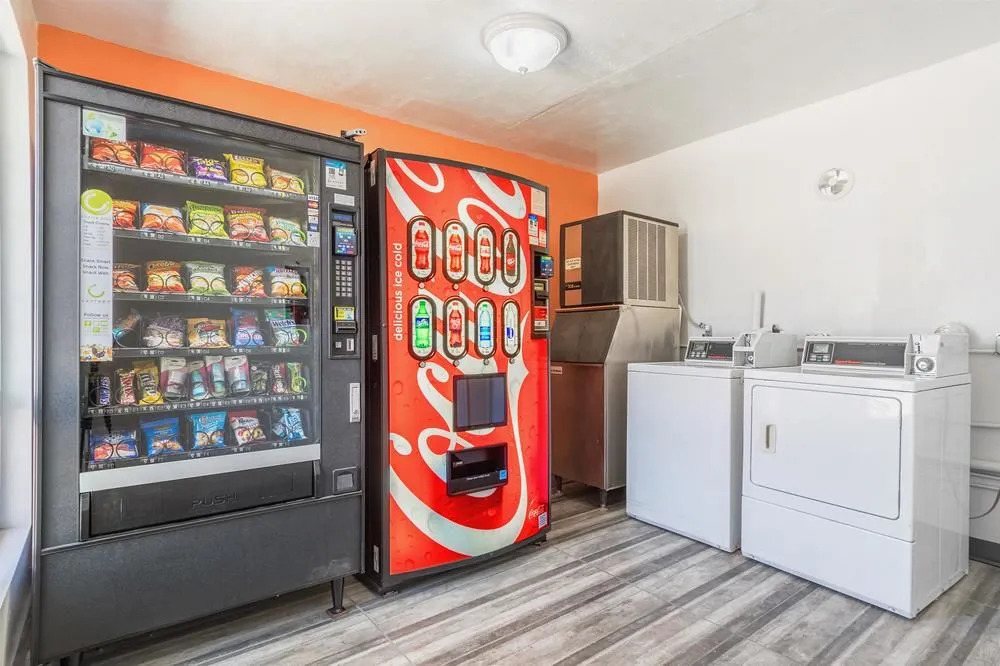 Americas Best Value Inn/motel 6 Barstow