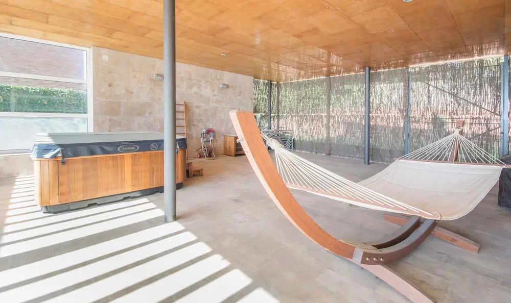 Luxury Beachfront Villa in Tarragona TH 63