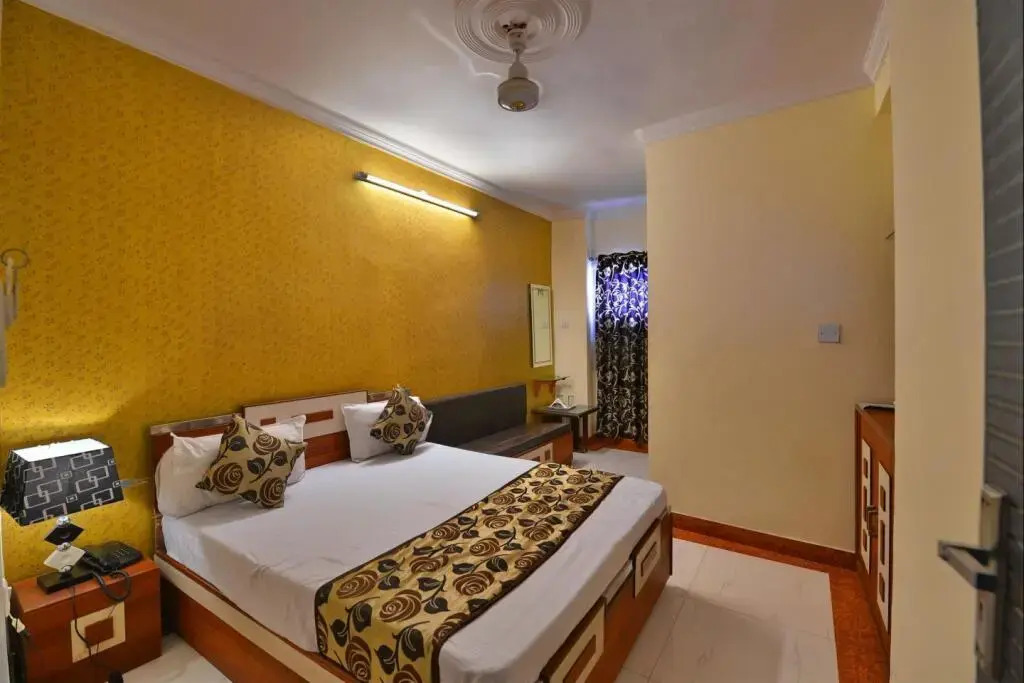 Hotel R S Residency