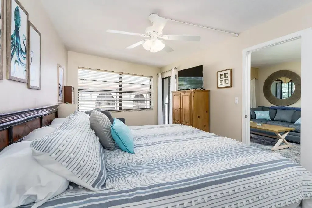 The "Anglers Way" Condo I 5th Floor w/ Views of Factory Bay