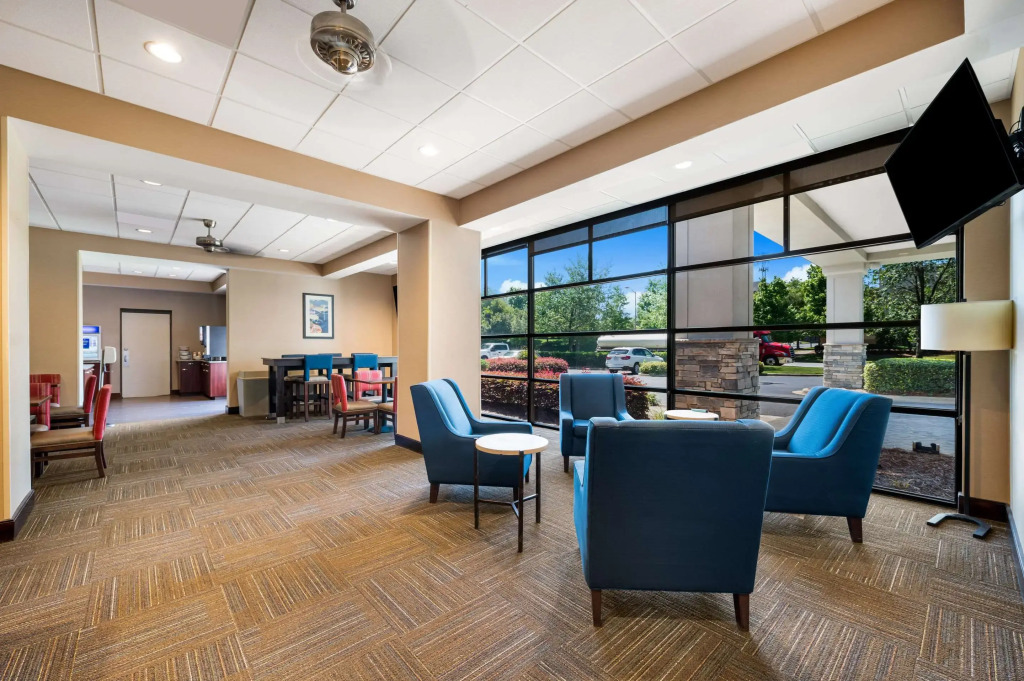 Comfort Suites Northlake