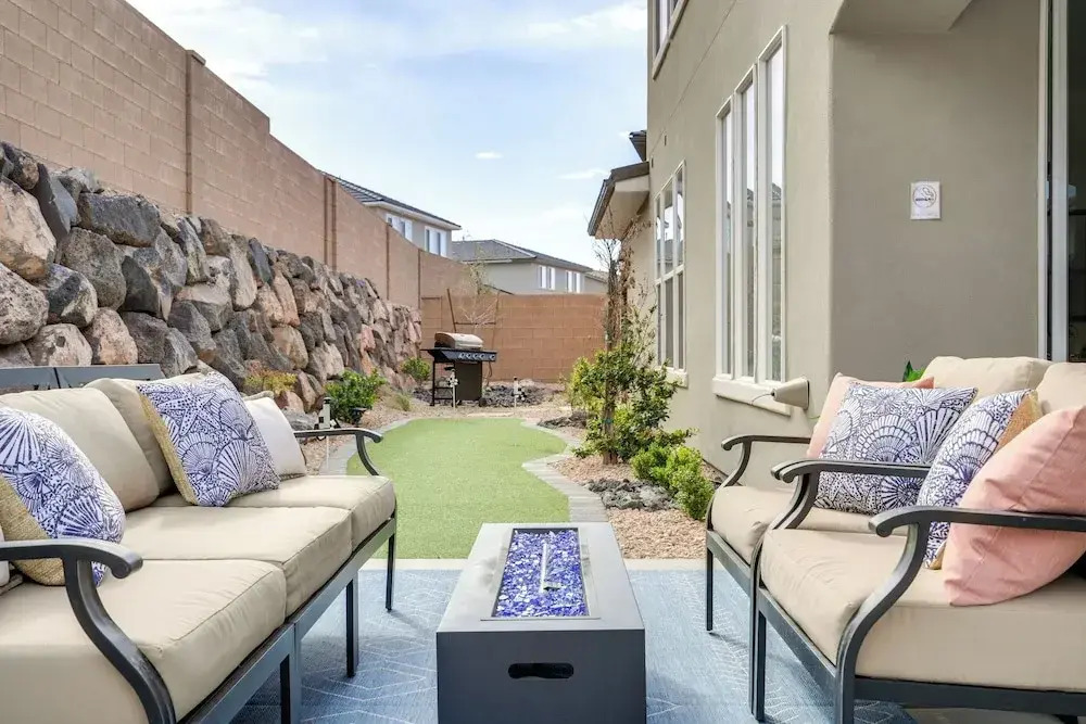 12 Mi to Sand Hollow: Spacious Home w/ Game Room