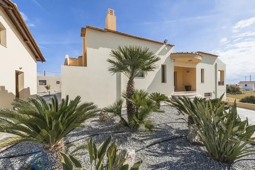Villa Rose on the beach