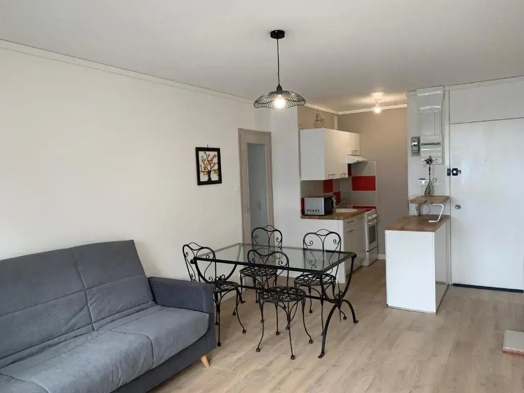 Maison a 100 M de la Plage a St Hilaire de Riez