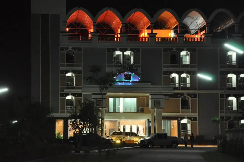 Queen Palace Hotel
