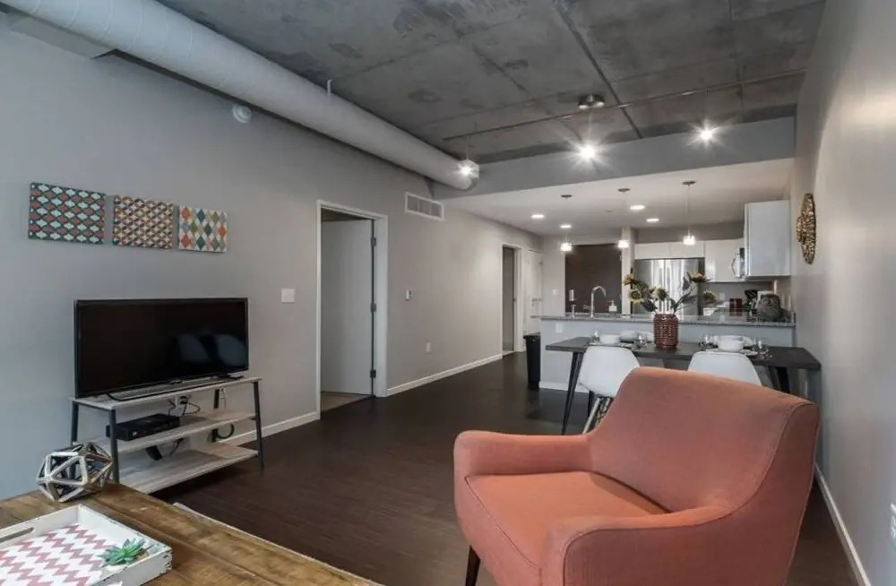 Apartments At 1055 Old River Road