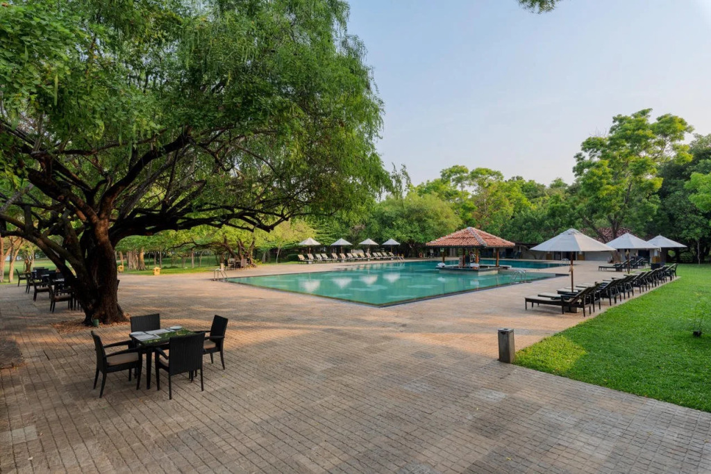 Курортный отель Amaya Lake Dambulla