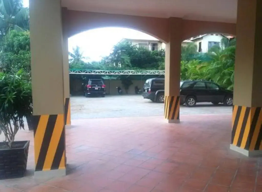 Le Grande Apartment