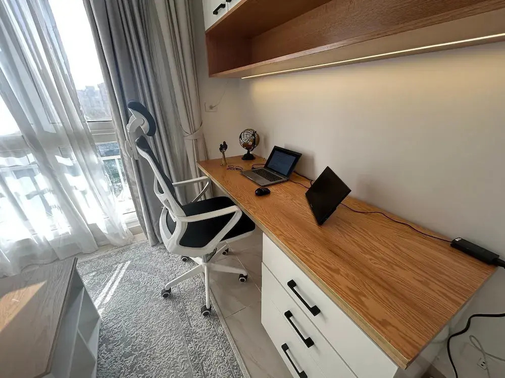 Cozy Retreat in Madinty & Work-Station