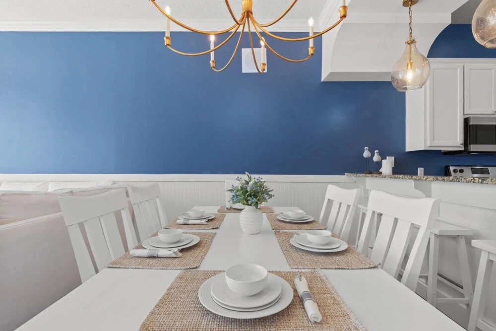 Beachfront Luxury! 4BR Townhouse W/pool & Stunning Gulf Views! Sleeps 10