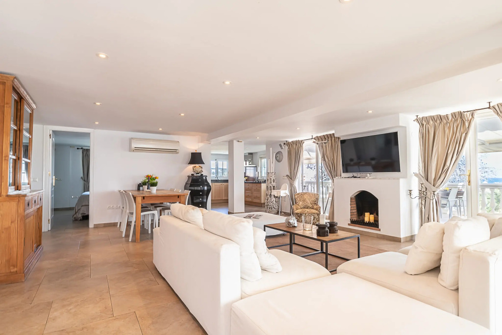 Lets in the Sun - La Cala de Mijas - Apartment with Sea View