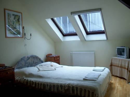 Róza Hotel és Apartmanház