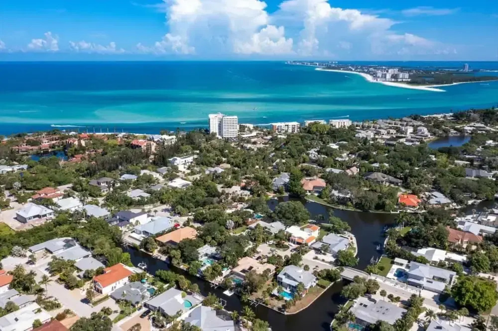 Luxe 3BR Siesta Key Home Pool