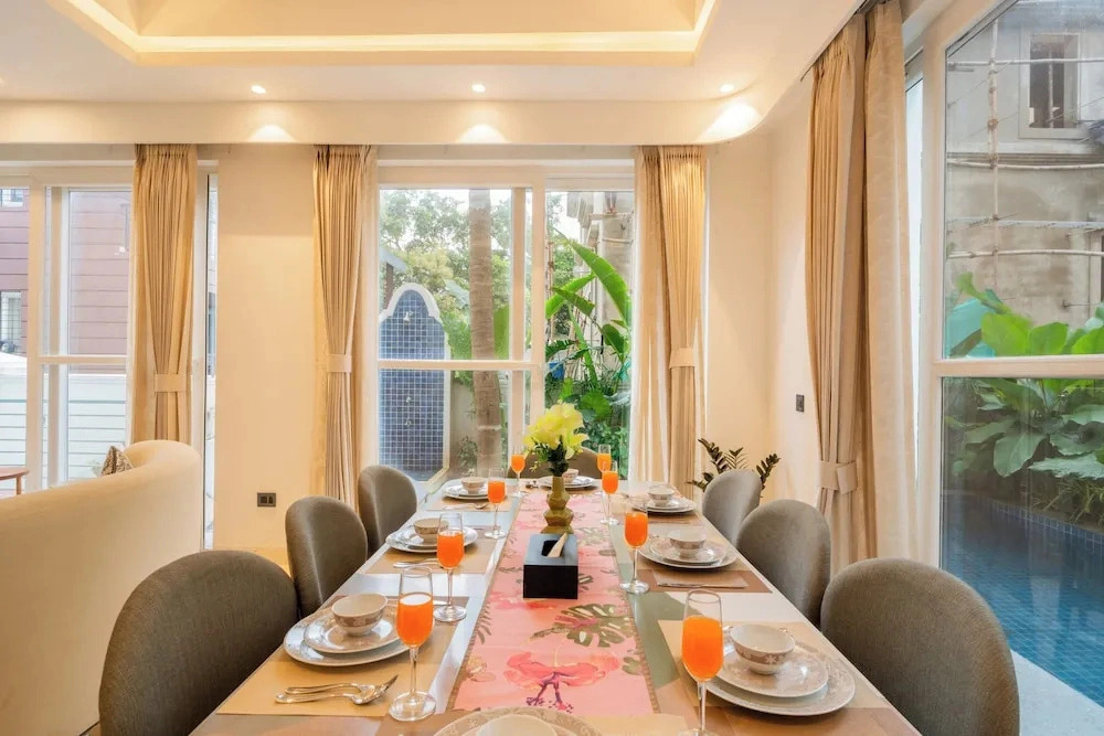 ELIVAAS Purple Coral Luxe 5-BHK Villa