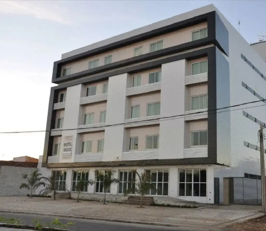 Oasis Hotel