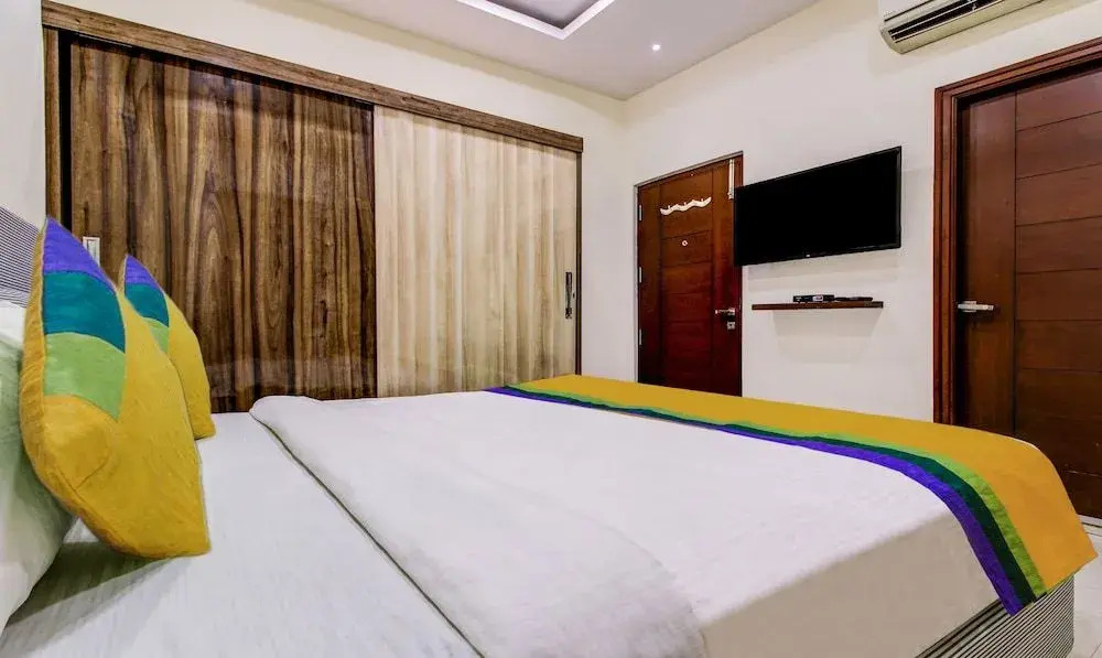 Treebo Trip Ovolo Suites