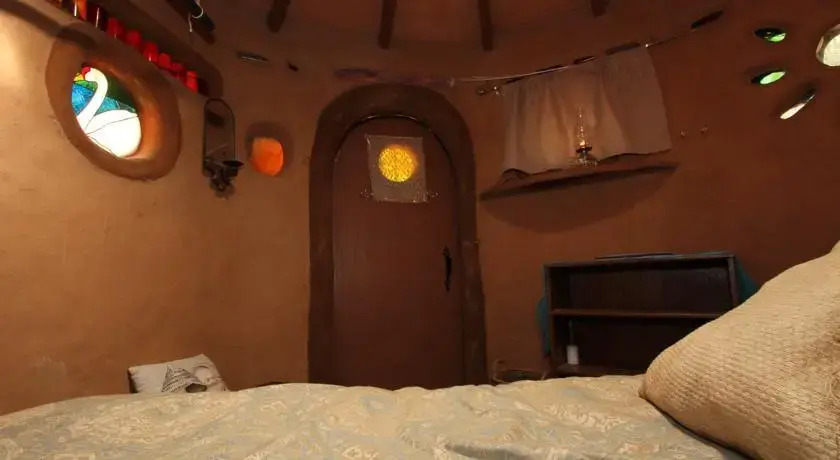 Hobbit Hut