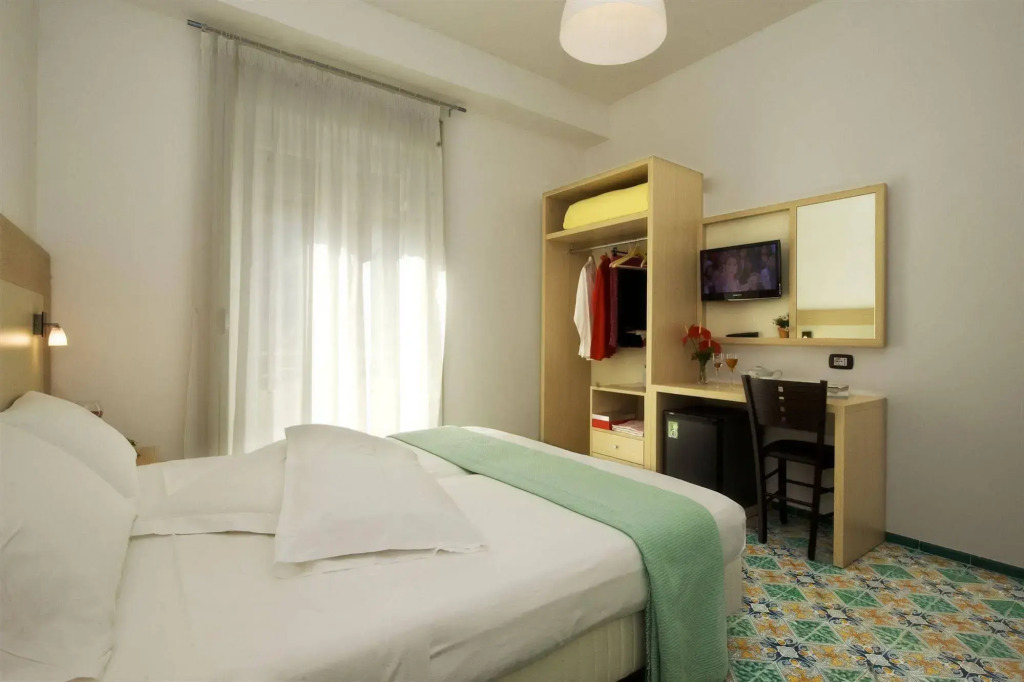 Hotel Torre Di Milo