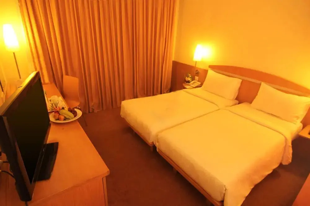 ATM Maybank Hotel Ibis Pekanbaru