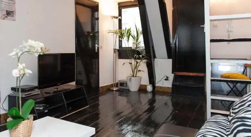 Lounge Lofts