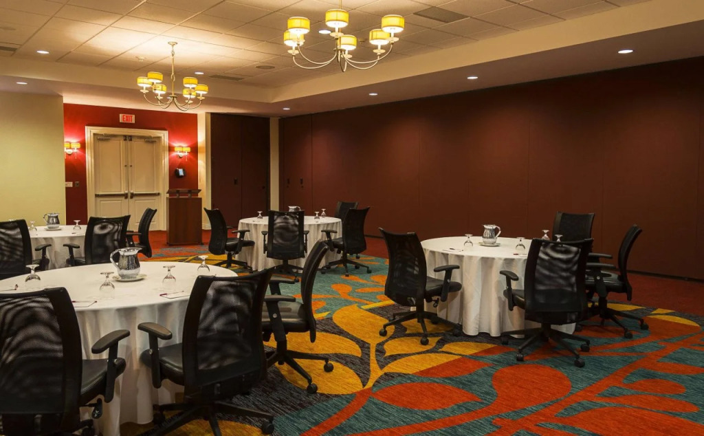 Residence Inn by Marriott Kingston Waters Edge