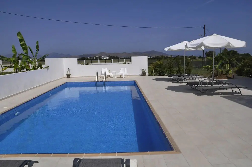 Xenos Villa 3 - Luxury Villa With Private Pool Near The Sea