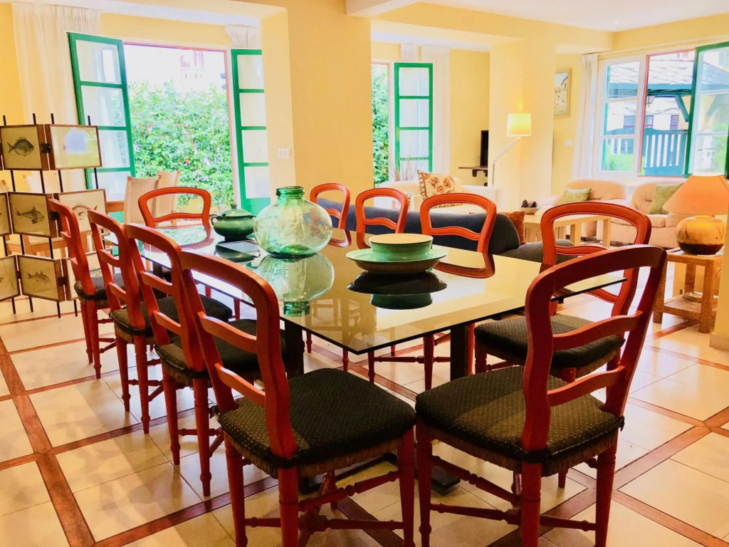 Covas Seabreeze Cottage