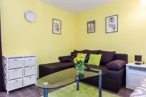 Kruljac 2br Holiday House